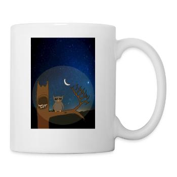 Owl in dead tree with chicks at night - Coffee/Tea Mug - white - Right