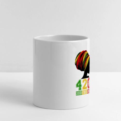 420 Day Women OnFire Weed Marijuana funny design - Tasse avec anse en forme de cœur