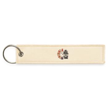 Book Clock: So Many Books So Little Time - Jet Tag Keychain - creme - Front