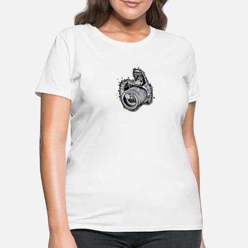 Blurred background camera - Women's T-Shirt