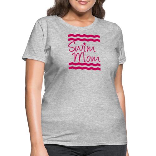 Swim Mom swimming - Women's T-Shirt