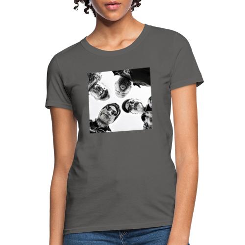 Crawdad Joe Circle shot - Women's T-Shirt