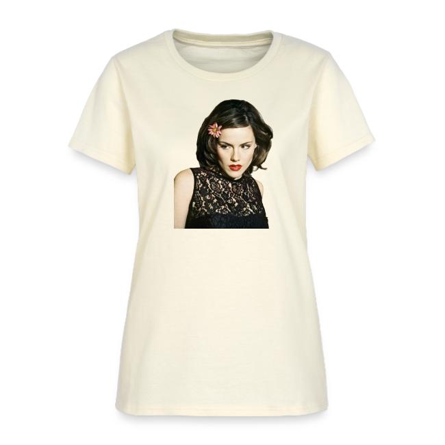 Kathleen Robertson Exclusive BH 90210 Show T-Shirt