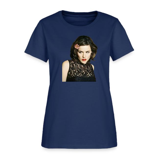Kathleen Robertson Exclusive BH 90210 Show T-Shirt