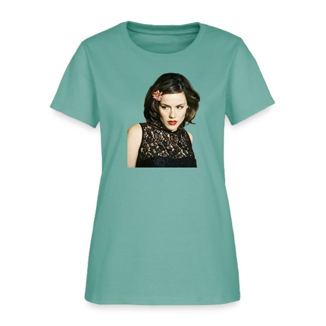 Kathleen Robertson Exclusive BH 90210 Show T-Shirt