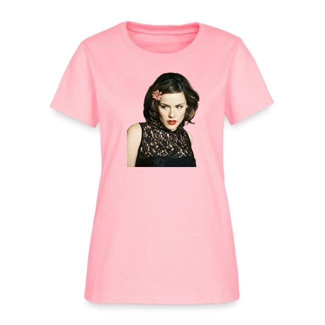 Kathleen Robertson Exclusive BH 90210 Show T-Shirt