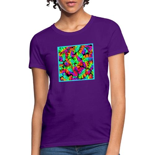 Chic Leaf Pattern Stylish Elegance - Women's T-Shirt