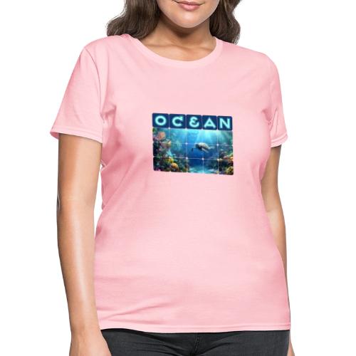 Ocean: Turtle Drift - Women's T-Shirt