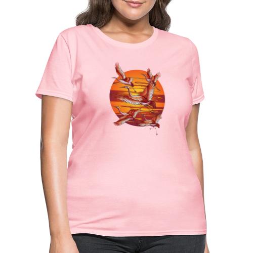 Japanese Cranes Migrating: Travel & Journey - Women's T-Shirt