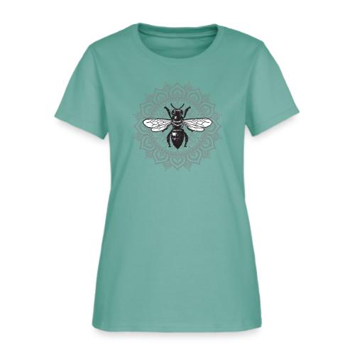 Queen Bee - Women's T-Shirt