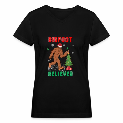 Bigfoot Believes in Christmas Snowy Squatchy Beast - Women's V-Neck T-Shirt