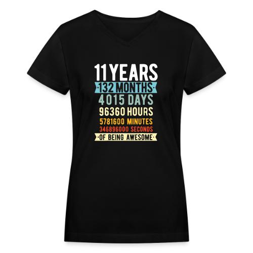 11th Birthday 11 Years Old Vintage - Women's V-Neck T-Shirt