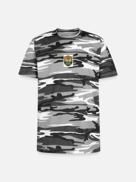 Mind Growth Shield Patch - Unisex Camo Tee - black camo