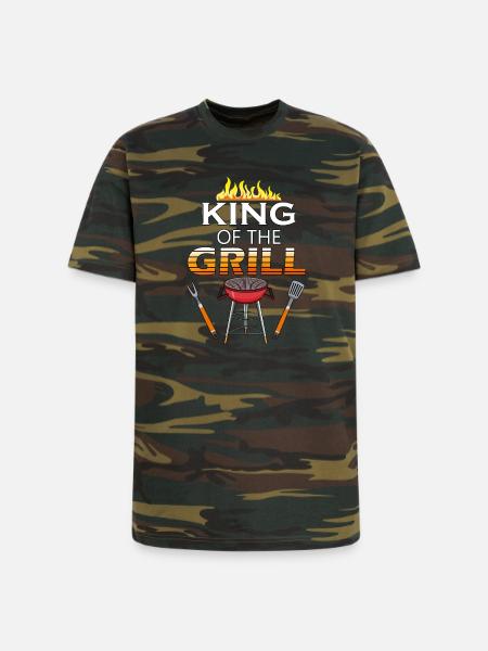 KING OF THE GRILL - Unisex Camo Tee - green camo