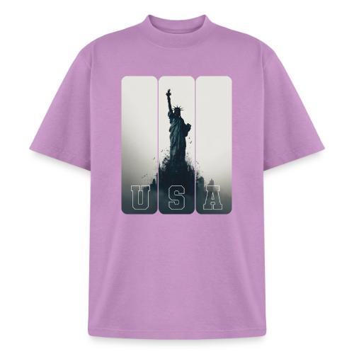 USA: Liberty Rising Over Manhattan - Heavyweight Washed Unisex T-Shirt