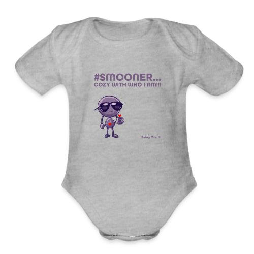 Smoon City_Cozy with who I am - Organic Short Sleeve Baby Bodysuit