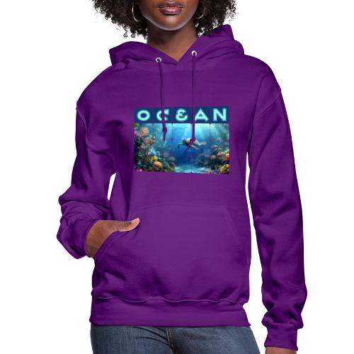 Ocean: Turtle Drift - Women's Hoodie