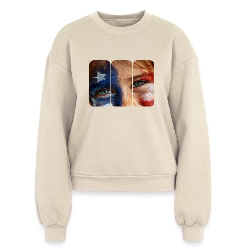 USA: Patriot Gaze - Women's Fleece Crewneck Sweatshirt
