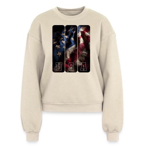USA: Worn Stars and Stripes - Women's Fleece Crewneck Sweatshirt