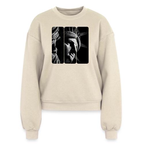 USA: Shadow of Liberty - Women's Fleece Crewneck Sweatshirt