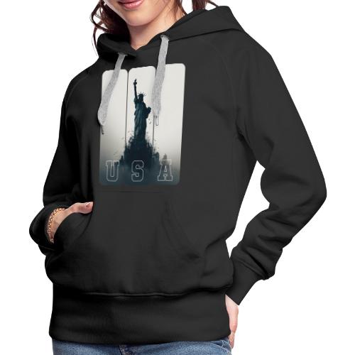 USA: Liberty Rising Over Manhattan - Women's Premium Hoodie