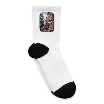 Philadelphia PA - S 2nd Street - Tennis Socks - white - Right