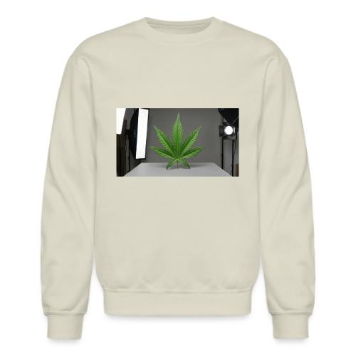 ***CANNABIS LEAF TEE*** - Unisex Crewneck Sweatshirt