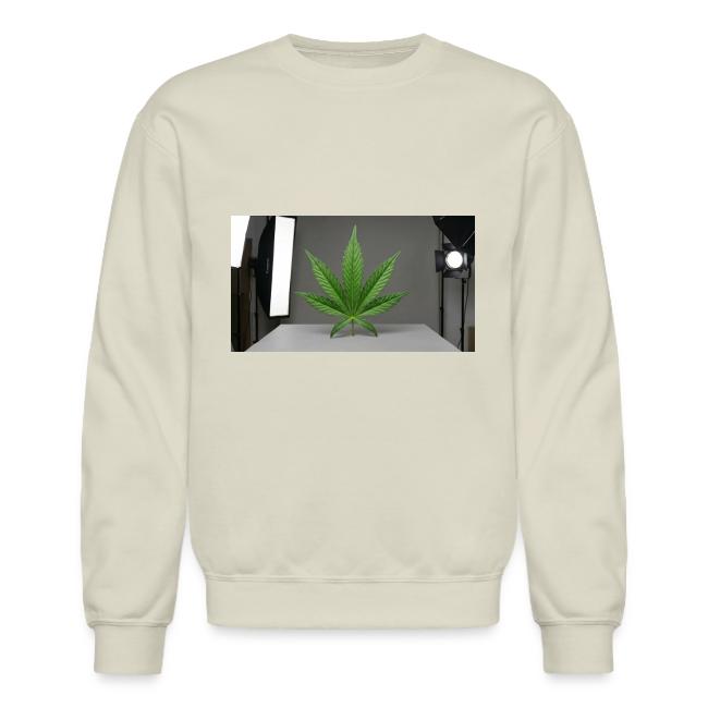 ***CANNABIS LEAF TEE***