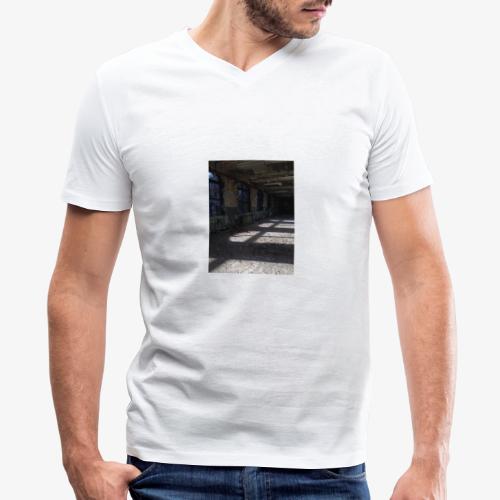 Abandon Prison Broken window room - Men's V-Neck T-Shirt by Canvas