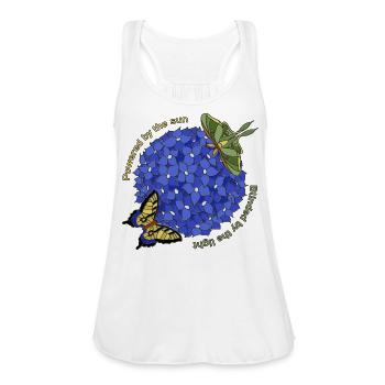 Powered by the sun - Blinded by the light - Women's Flowy Tank Top by Bella - white - Front - Julia (174cm)