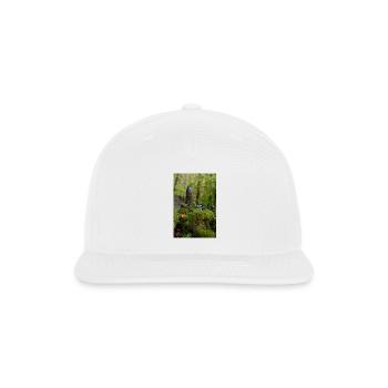 Mossy Forest Bird on Log - Snapback Baseball Cap - white - Front