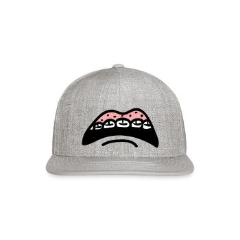 Butthead Mouth Mask - Snapback Baseball Cap - heather gray - Front