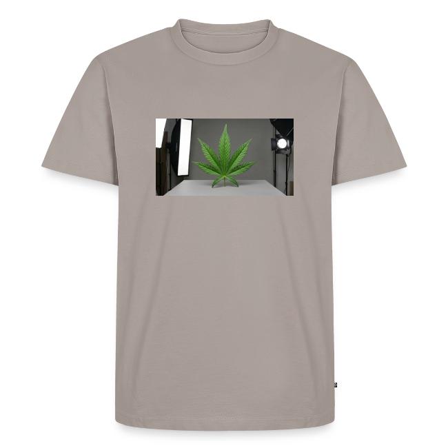 ***CANNABIS LEAF TEE***