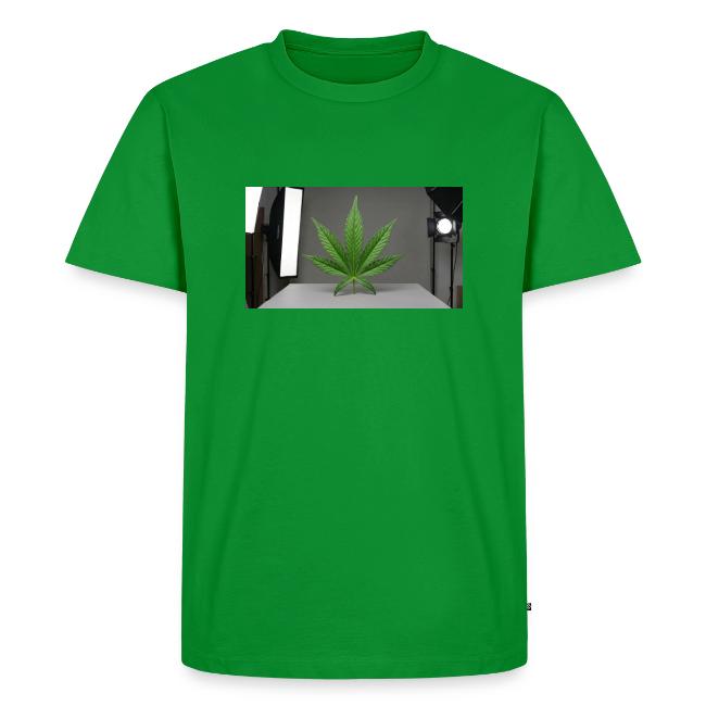 ***CANNABIS LEAF TEE***