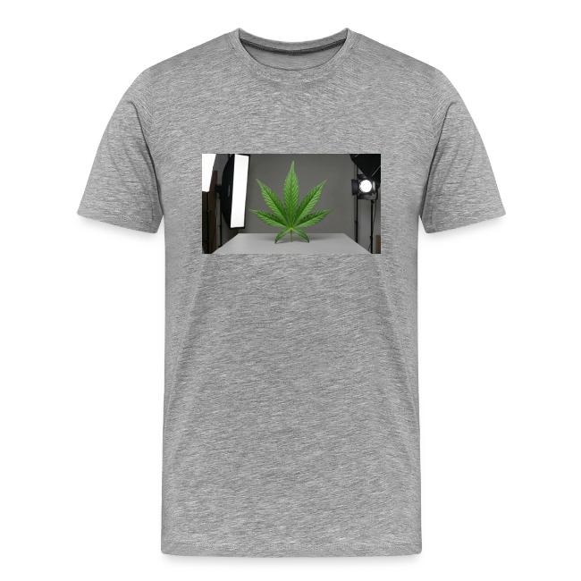 ***CANNABIS LEAF TEE***