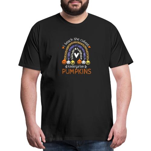 I Teach the Cutest Kindergarten Pumpkin Halloween - Men's Premium T-Shirt
