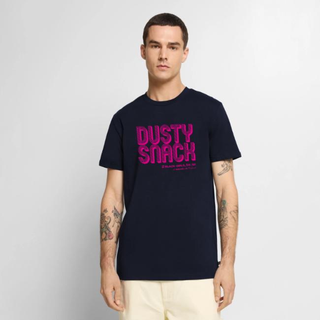 Dusty Snack