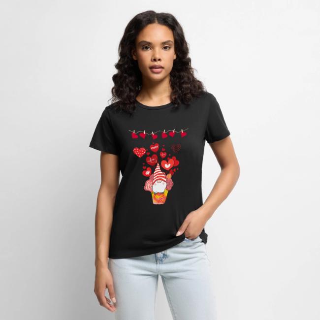 Design wrapped in love hearts, vibrating in love.