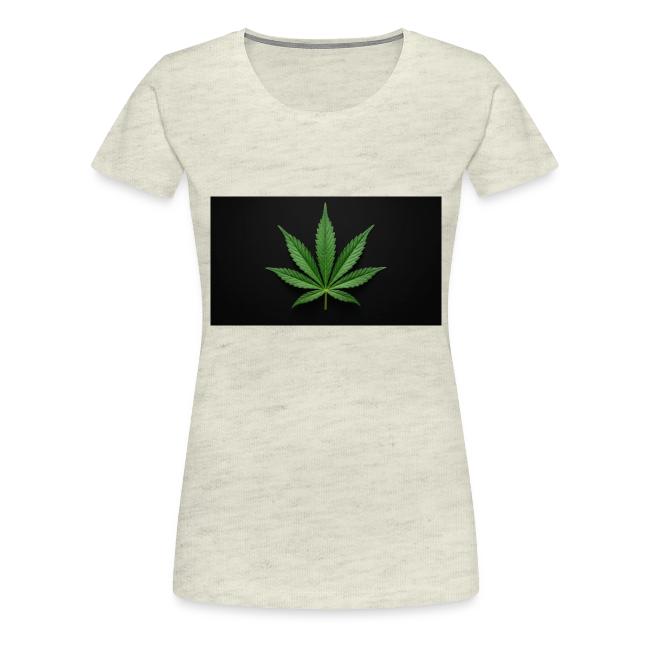 ***CANNABIS LEAF TEE***