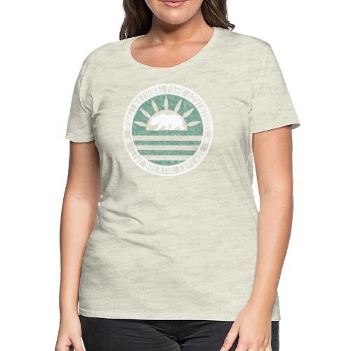 Denali Live Breathe Explore Design - Women's Premium T-Shirt