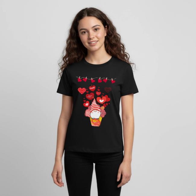 Design wrapped in love hearts, vibrating in love.
