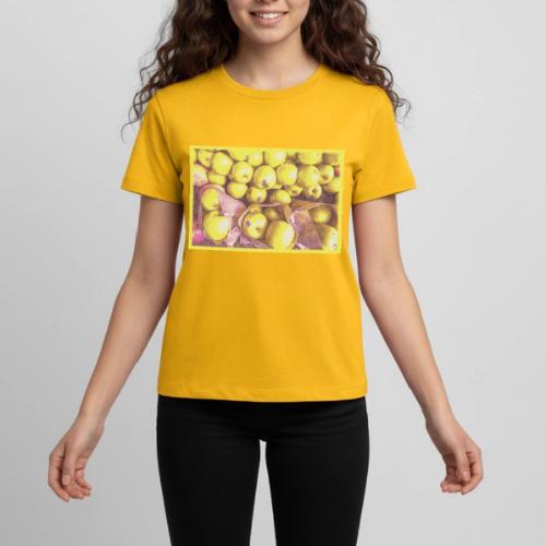 Pile of Apples Cute Photo. Buy Now - Kids' Premium T-Shirt