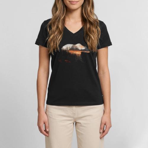 Canada Bear: fiery tones - Women's Premium Organic V-Neck T-shirt